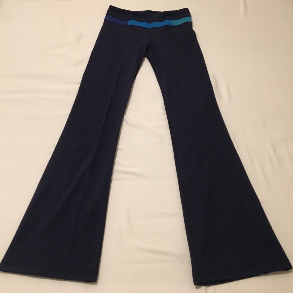 Lululemon Royal blue Tall Groove Pant Size 6